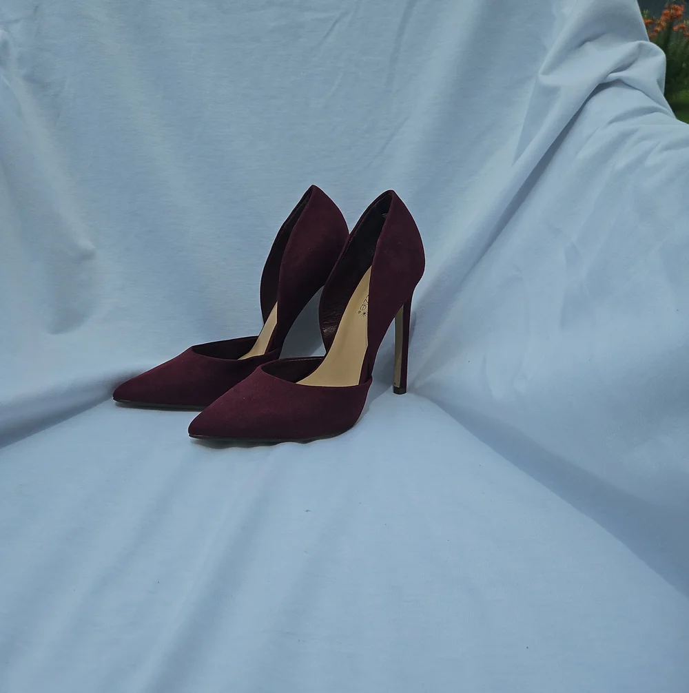 Shoe Dazzle Women's Pointed Stiletto Pumps in Wine